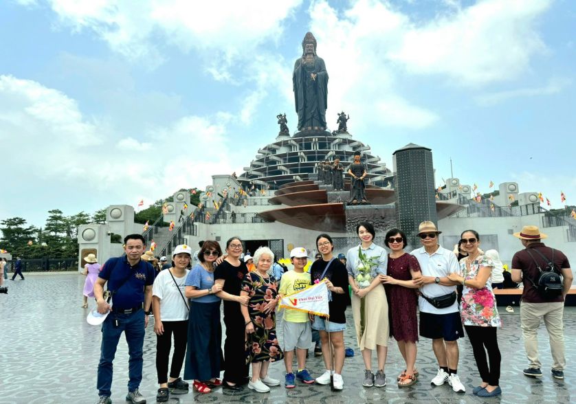 Núi Bà Đen Tây Ninh